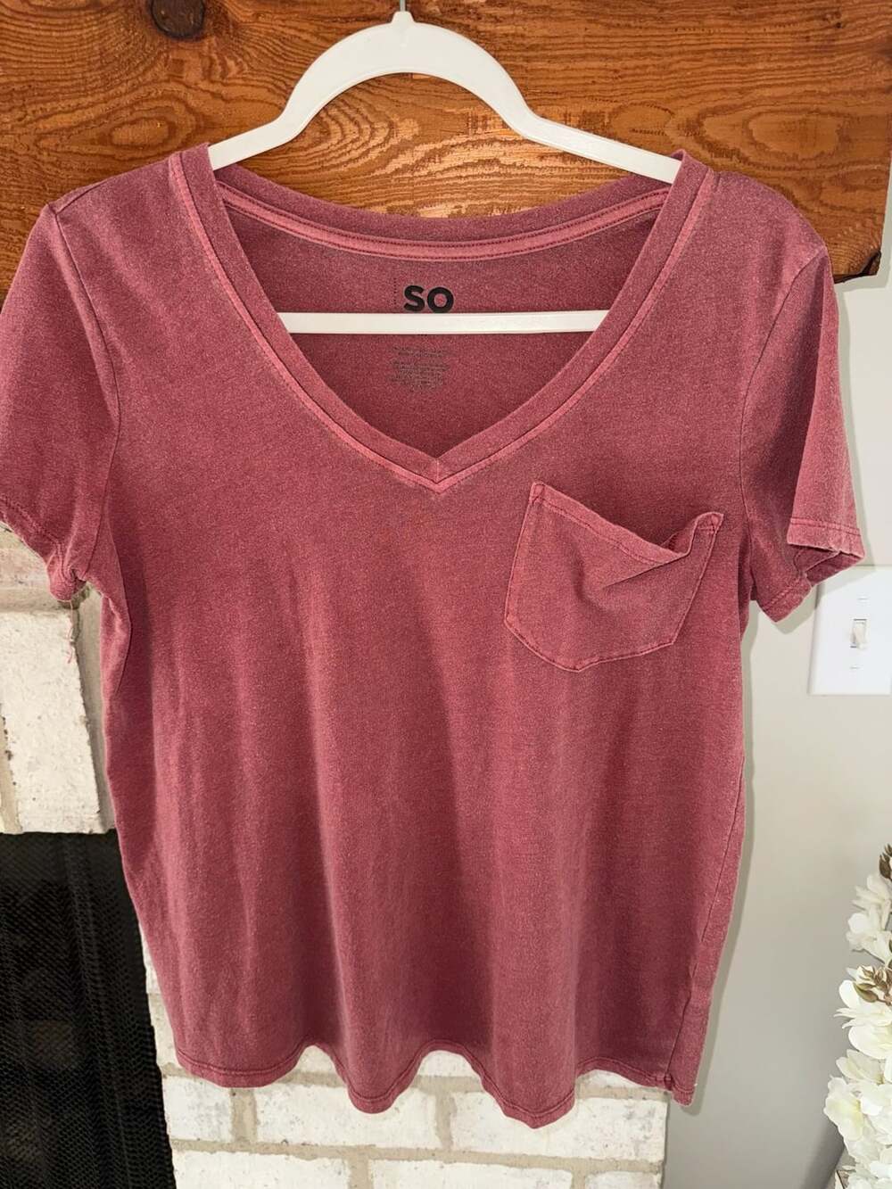 Juniors' SO® Pocket Crew Tee,